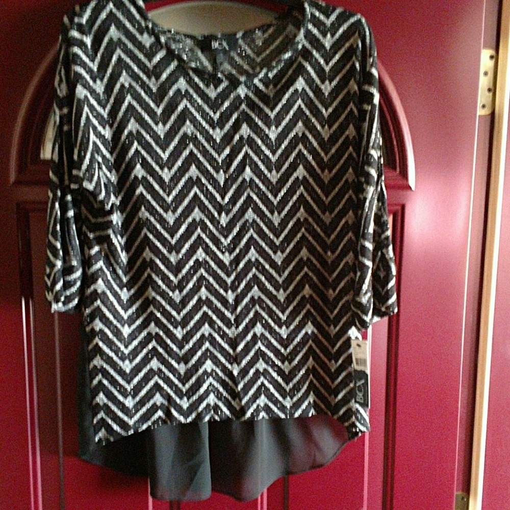 3/4 length sleeve top